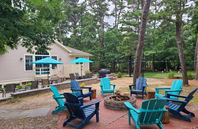 Eastham Family Friendly Home on the bike path and close to beaches