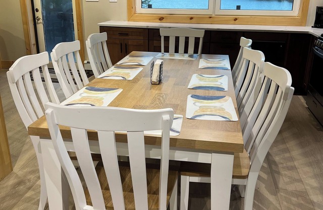 Echo Lake Retreat 2 Houses ~ Hot Tubs