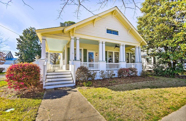 Edenton Vacation Rental w/Patio: Walk Downtown