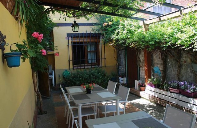Edulis Rural House for 8 people. Tourism Registration LR-43
