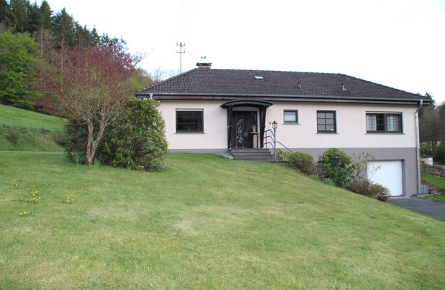 Eifel-Ferienhaus-Kraemer in Kopp, large house, edge of the forest, W-Lan, max. 10 persons