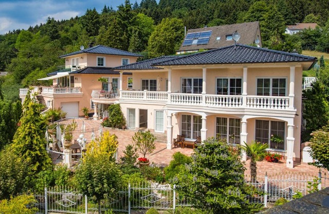 Eifelpalace SB5 am Nürburgring