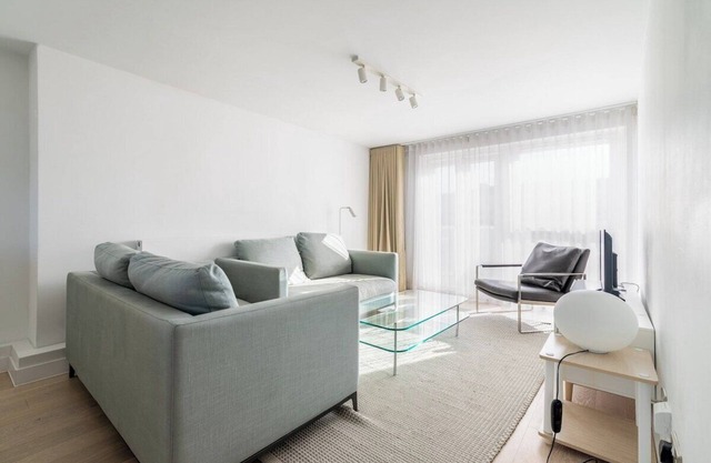 Eighth Floor 2-Bed, 2-Bath Apt