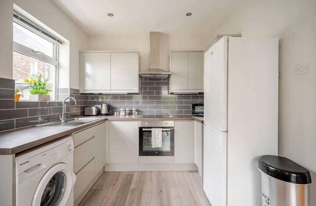 Ekaya Cozy Belfast with 2 Bedrooms