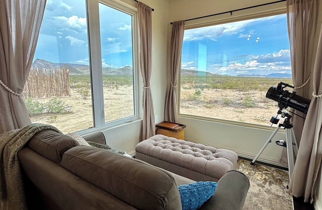 El Coyote Terlingua - Turtle Mountain