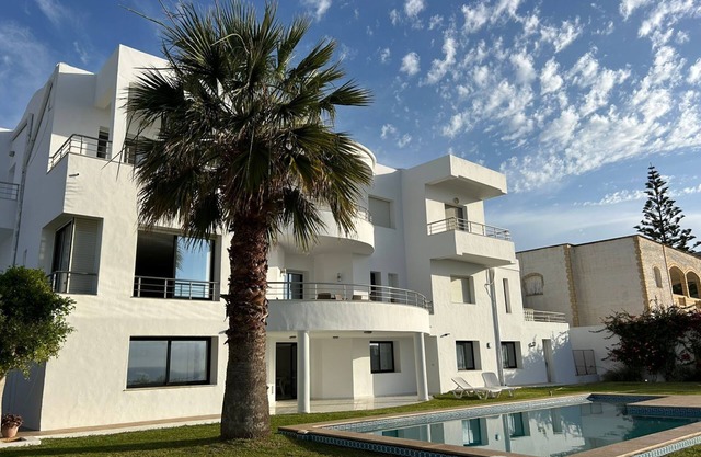 El Haouaria: House/Villa - El Hawaria