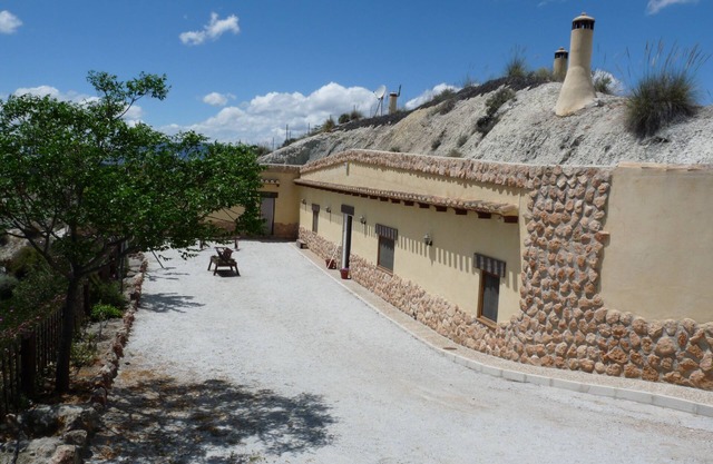 El Monterón Cave (Casa Mari Apartment) with capacity for 6 people