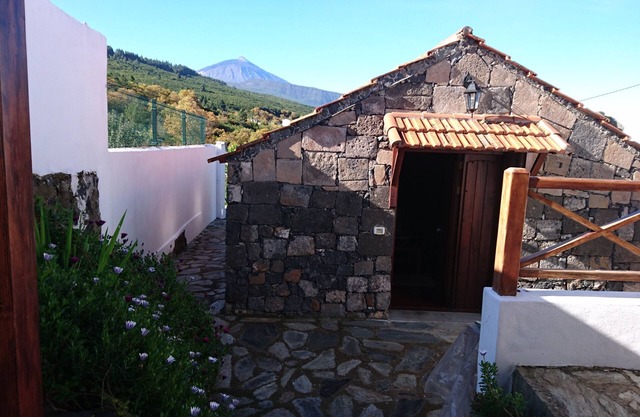 "El pajar de Inés" Rural house with views of Mount Teide