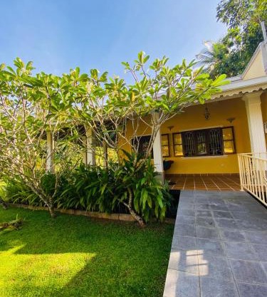 Ela House