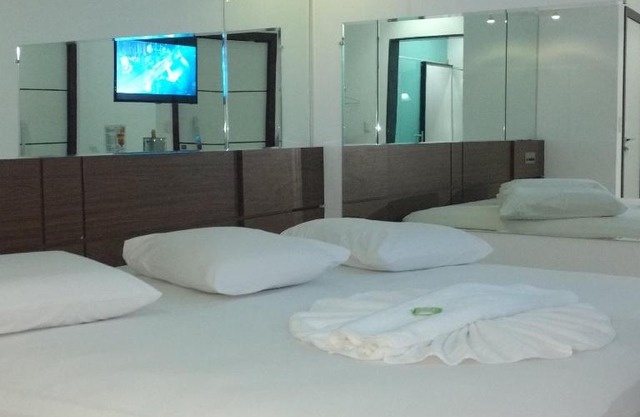 Ele e Ela Motel (Adult Only)