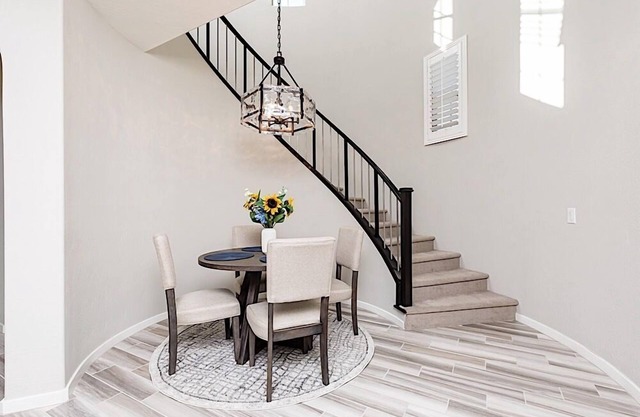 Elegance at Desert Ridge - Spacious Townhome