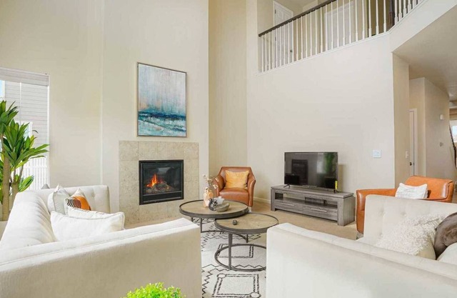 Elegance on Linda Pl