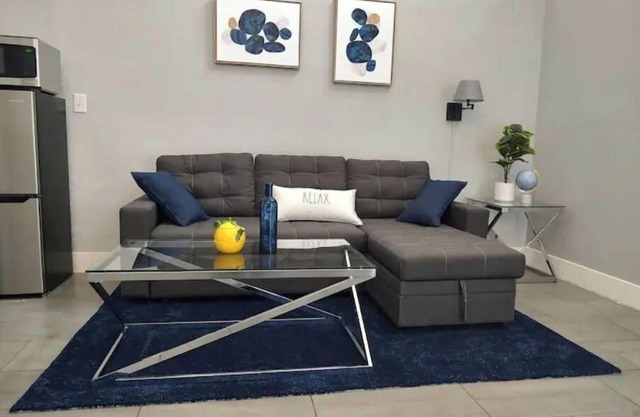 Elegant 1 Bedroom Guesthouse w/ Living Room and Kitchen.