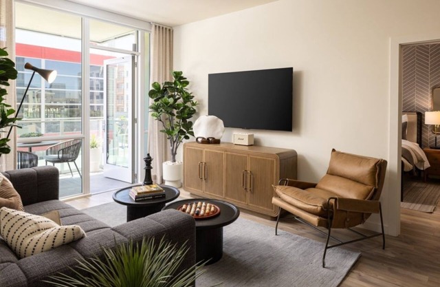 Elegant 1BR Condo w Fire Pit & Pool at The Martin