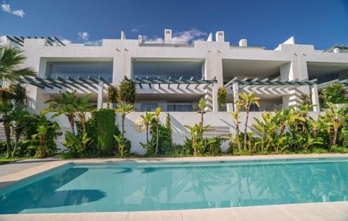 Elegant 2-bedroom apartment in the prestigious Finca Cortesin resort