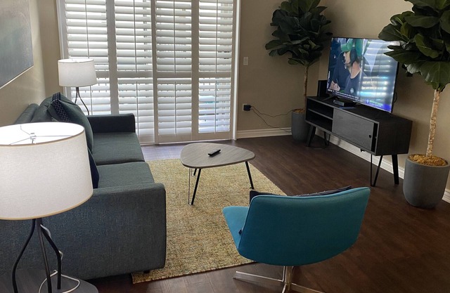 Elegant 2bedroom in La Jolla