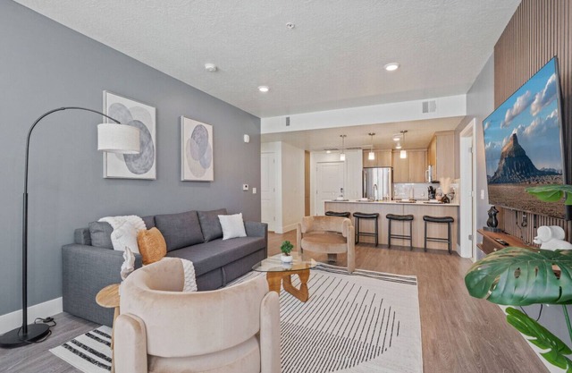 Elegant 2BR Apartment Near Iconic Temple Square
