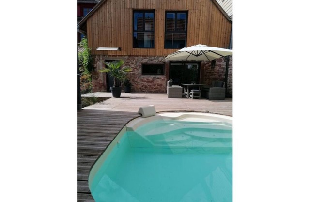 Elegant 3-star* gîte with private pool in the heart of the vineyards