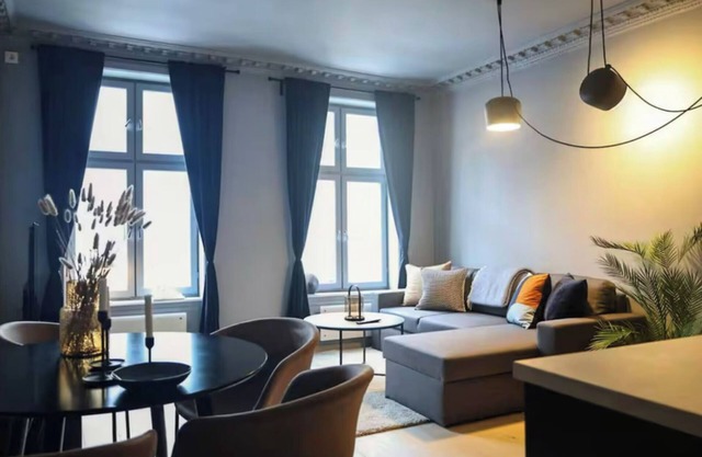 Elegant Apartment Right in the City Centre
