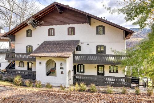 Elegant Apartment - View Tremblant Versant South