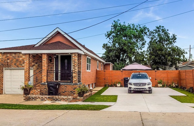 Elegant Cozy Single Family Home 4BD 2BA Home & Gazebo 10 Min 4rm French Quarter