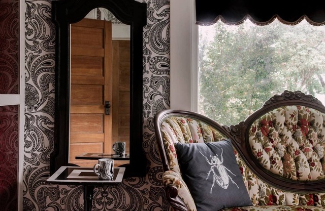 Elegant Historic Estate: Professionally Designed