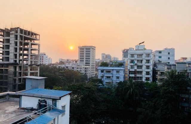 Elegant lakeside apartment near airport in Dhaka