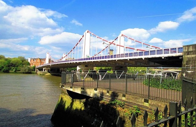 Elegant Mews House in the Heart of London
