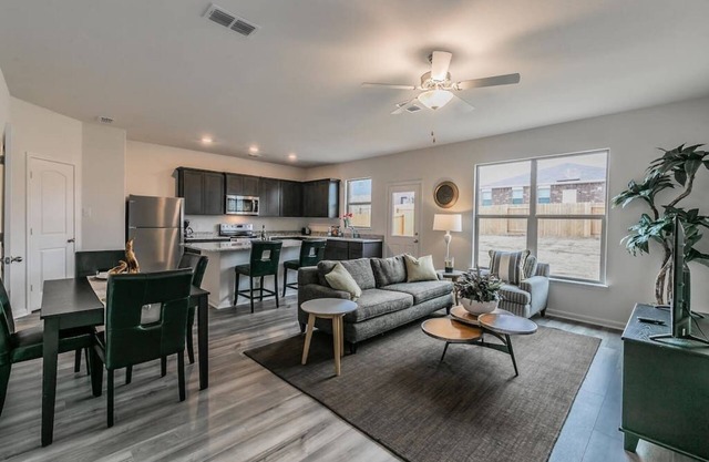 Elegant Modern 3BR New Built Retreat for Fam&Group