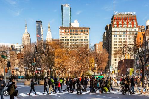 Elegant Retreat - Sophisticated One Bedroom in Downtown Manhattan's Union Square