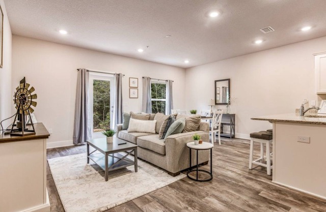 Elegant townhome + oversized luxury pool
