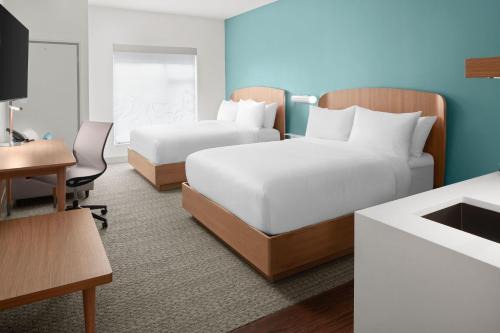 Element Charlotte Uptown