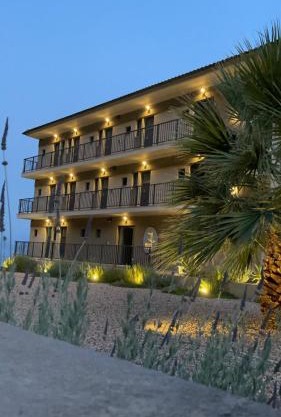 eleven views resort