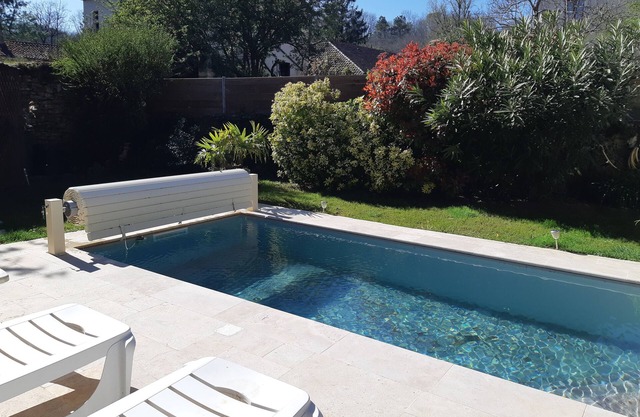 ELISA ❤ village house: fenced pool, garden, courtyard, terrace. PROMOTION.