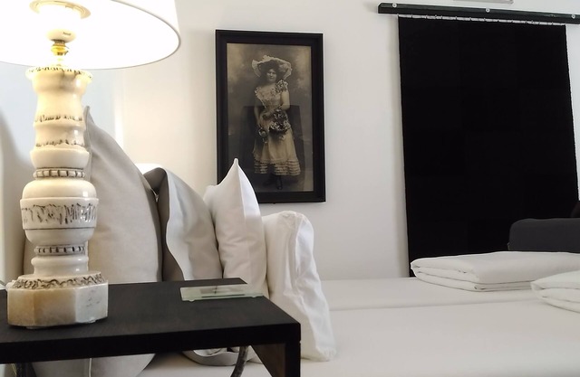 elite suite, old town, fast wifi, central heating