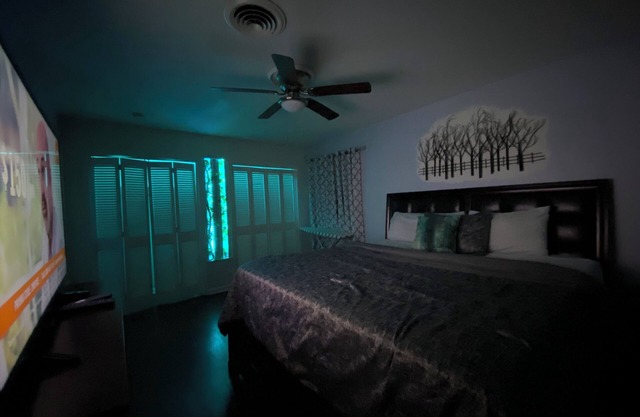 Elite Suite with private parking in North Jackson