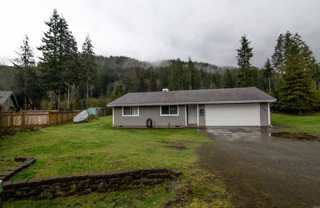 Elk Creek Retreat by Olympic Coast Rentals
