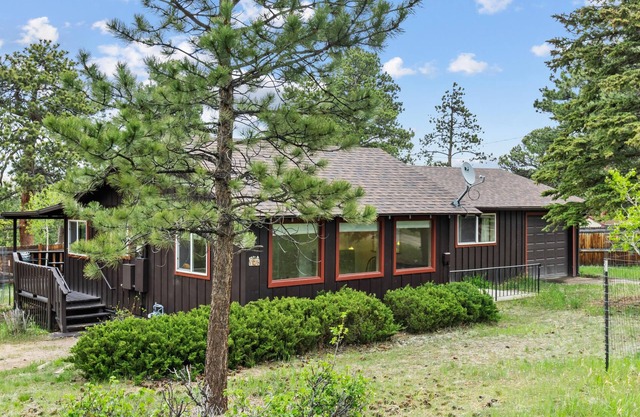 Elk Run - 2 bedroom cabin - Free WiFi
