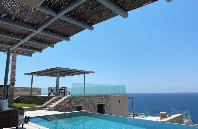 Ellie's Villa