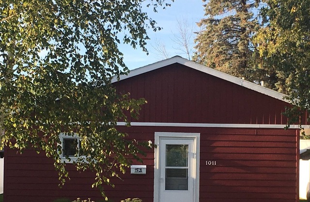 Ely "UP NORTH" Retreat/Air Conditioned/No Stairs/CLOSE TO TRAILS!!!
