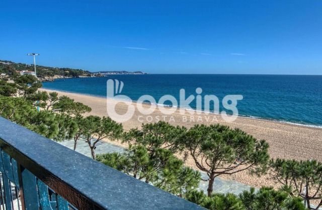 Embajador 2 Apartament a primera línia de mar per 5 persones