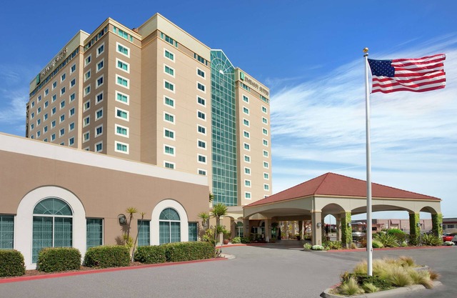 Embassy Suites Monterey Bay