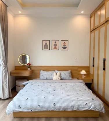 Emiii House -Homestay View Biển Vinhomes Ocean Park 2