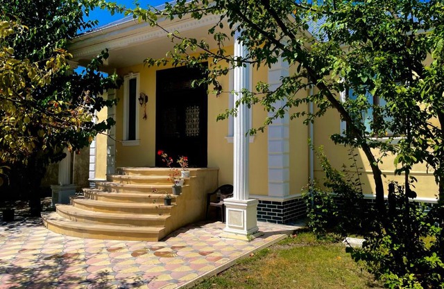 EMIREST Villa