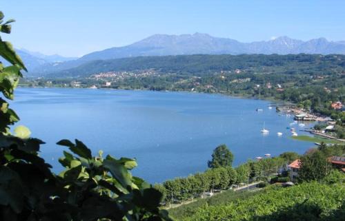 Emma Lake Apartment lago di Viverone