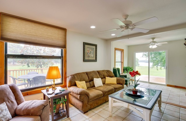 Emory Vacation Rental w/Lake Fork Boat Access!