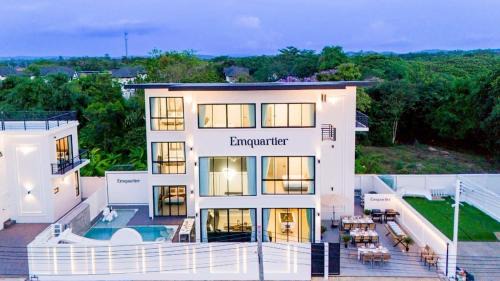 Emquatier Pool Villa Pattaya