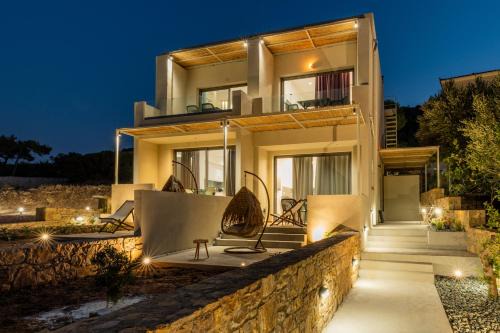 Enalis Studios & Apartments