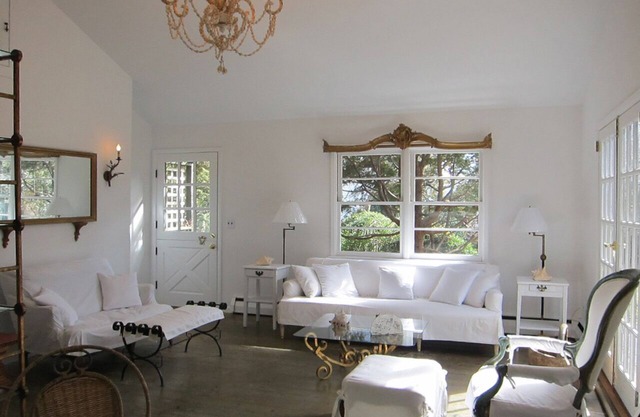 Enchanted Hamptons Cottage in NYTimes Garden
