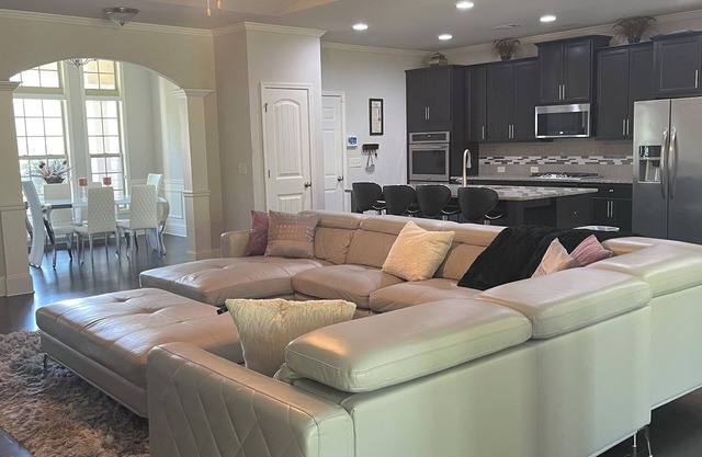 Enchanting 3-bedroom house with AC in vibrant Atlanta!